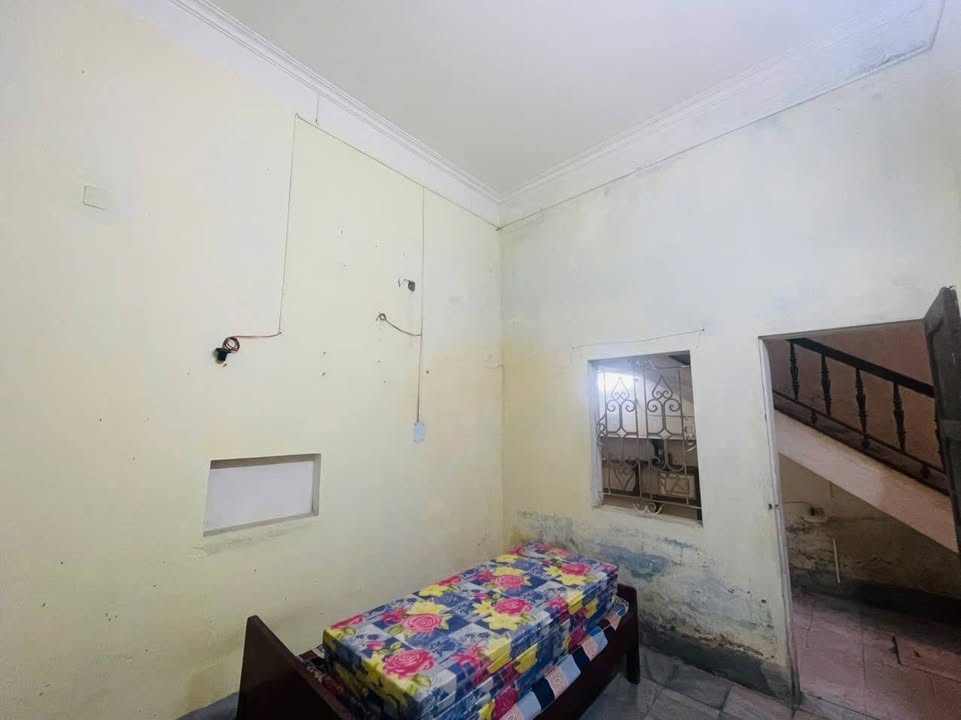 Nhà cho thuê 2 tầng đường Lê Doãn Nhã, Trung Đô 100m² - Nội thất đầy đủ, giá 5 triệu