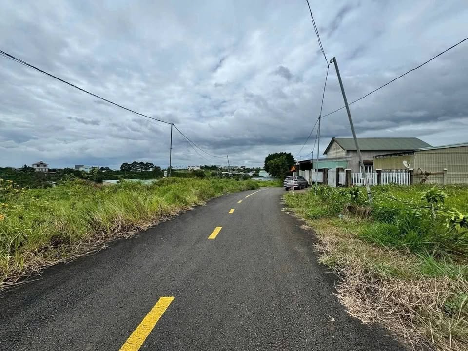 Đất nền Bảo Lộc 390m² giá 2 tỷ - Vị trí trung tâm, tiện ích đầy đủ!