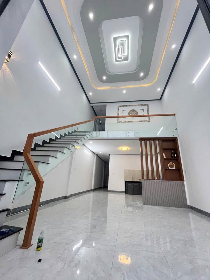 Nhà phố Bảo Lộc 110m² giá 3.25 tỷ - Thiết kế hiện đại, sẵn sàng ở ngay!