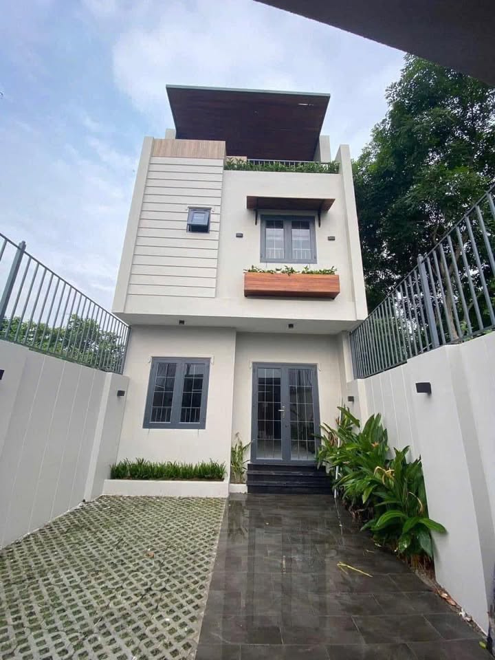 Đất và Nhà Đẹp tại Định Hòa, Thủ Dầu Một, 103m² giá 3.2 tỷ - Gần AEON Mall!