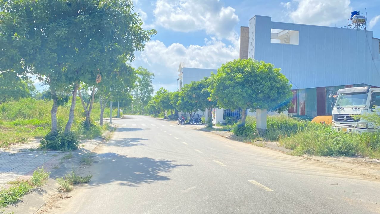 Đất nền KDC Điền Viên, Trương Quang Trọng, Quảng Ngãi 110m² giá 1.08 tỷ - Vị trí đẹp, tiện ích đầy đủ!