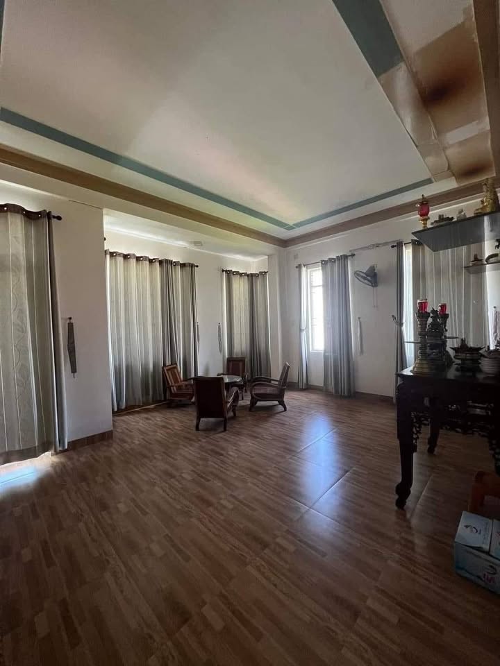 Nhà phố 174m² tại Ngô Mây, Quy Nhơn - Chỉ 6 tỷ - Sát chợ Khu 6, gần biển!