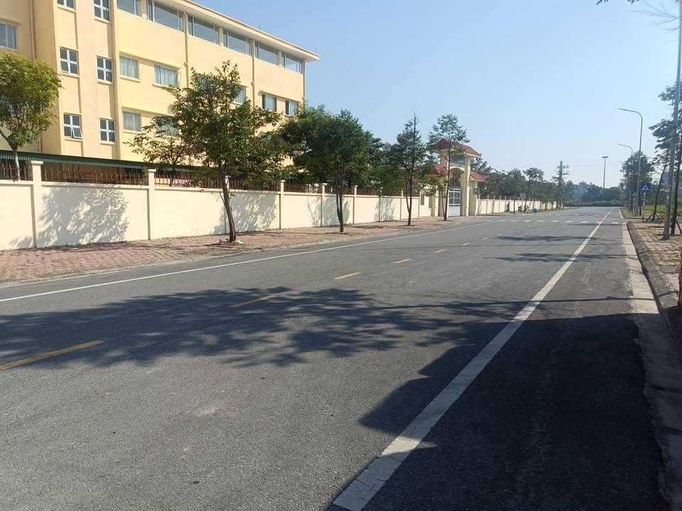 Đất nền KDT Phượng Mao Green City 100m² giá 5.6 tỷ - View hồ điều hòa tuyệt đẹp!