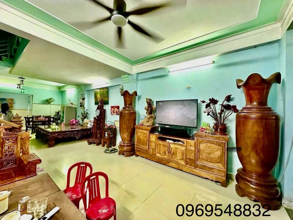 Nhà 3 tầng 1 tum An Hưng 100m² giá 6 tỷ - View công viên tuyệt đẹp!