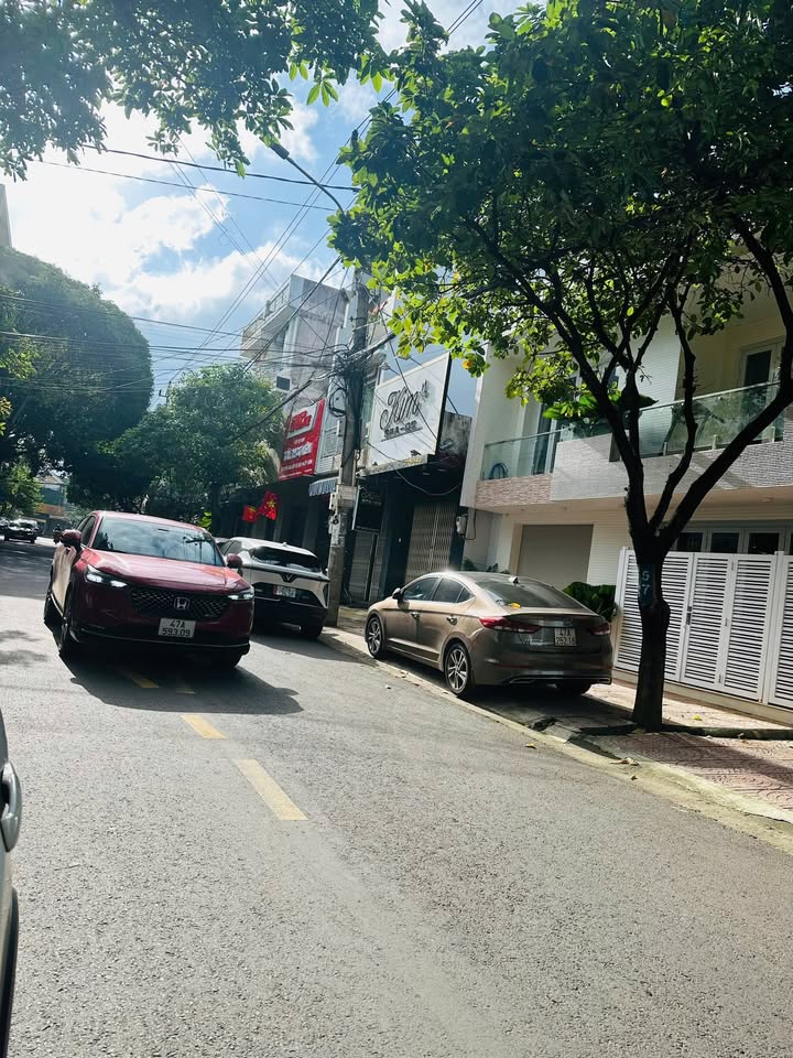 Nhà mặt tiền Trần Quang Khải Buôn Ma Thuột 58m² giá 8.3 tỷ - Đầu tư sinh lời tuyệt vời!