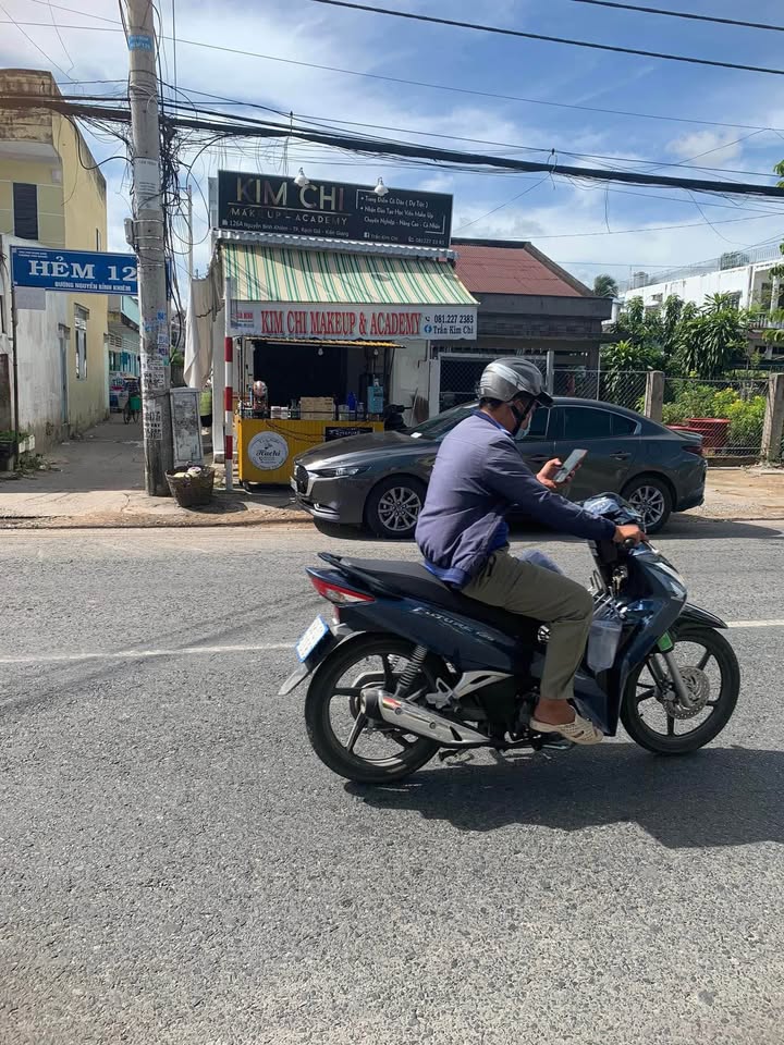 Nhà mặt tiền Nguyễn Bỉnh Khiêm, Rạch Giá, 4.5 triệu - Kinh doanh thuận lợi!