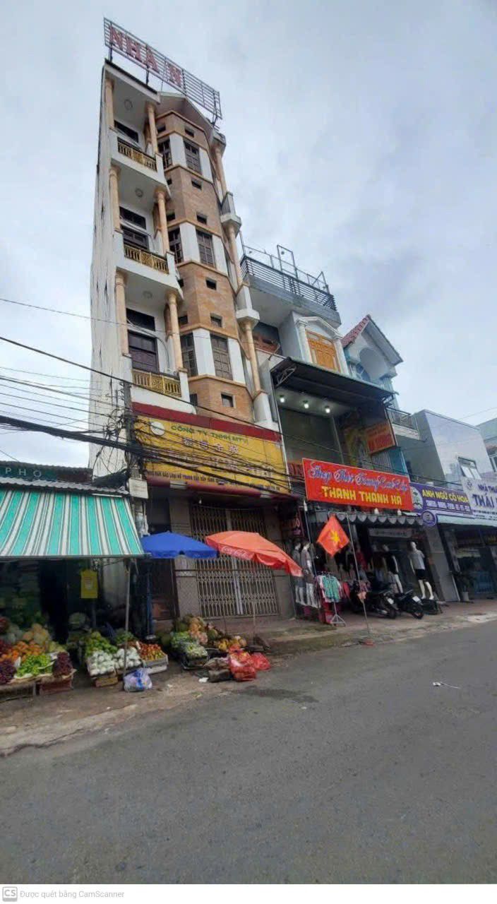 Bán nhà mặt tiền Bình Hòa, Thuận An 200m² giá 10.5 tỷ - Kinh doanh đa lĩnh vực