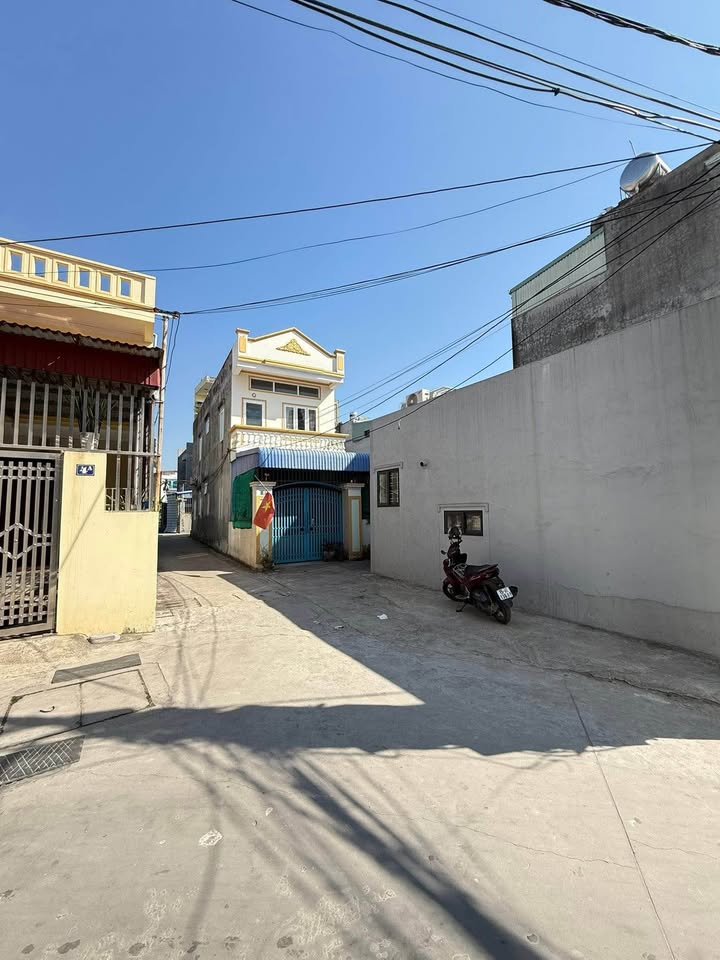 Nhà 4 tầng tại Hùng Vương, Hải Phòng - Diện tích 40m² - Chỉ 3 tỷ!