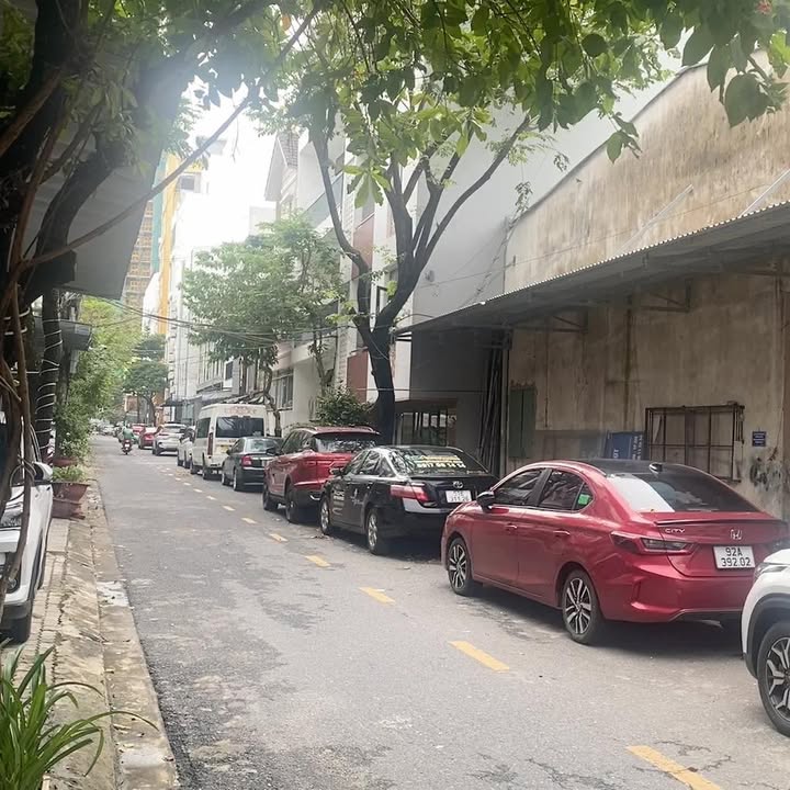 Nhà cho thuê 4 tầng mặt tiền An Thượng, Đà Nẵng - 28 triệu/tháng, kinh doanh tốt!