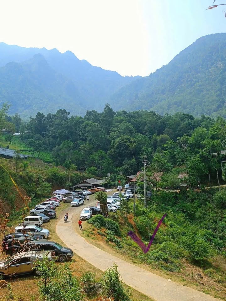 Đất nền Sin Suối Hồ 300m² giá thỏa thuận - Đầu tư sinh lời lý tưởng!