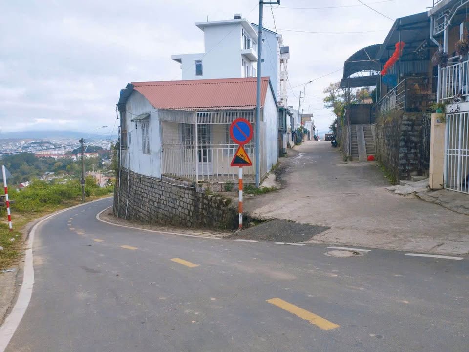 Đất 2 mặt tiền Mẫu Tâm P5 Đà Lạt 290m² giá 46 triệu/m - Tiềm năng đầu tư cao!