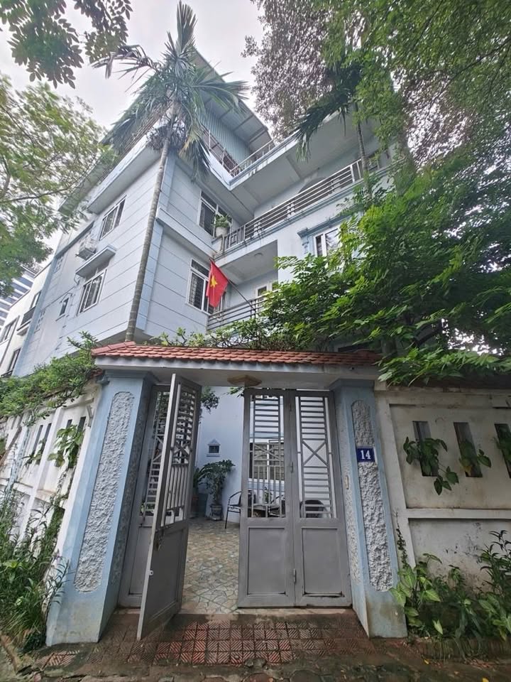 Nhà phố Xuân Đỉnh 120m² giá thỏa thuận - Căn góc mặt tiền 10m, kinh doanh sầm uất!