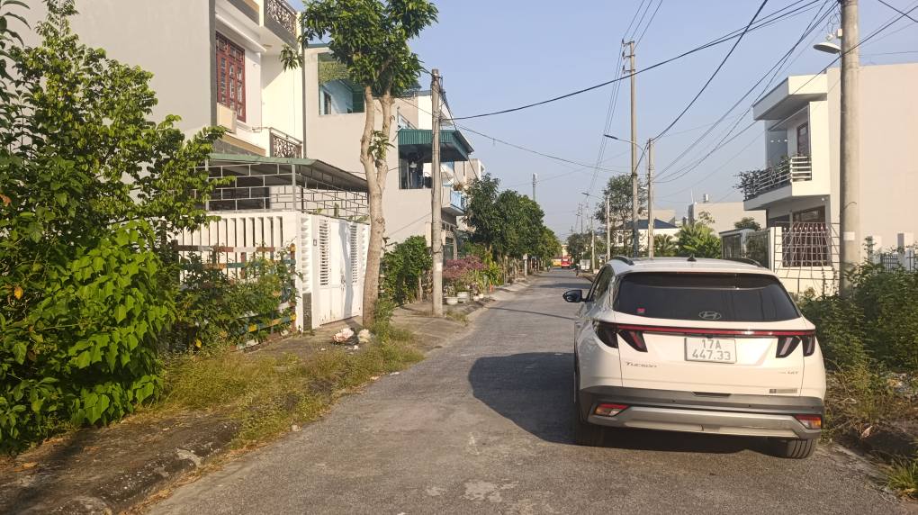 Đất nền Khu đô thị 379 Thái Bình 90m² giá 1.7 tỷ - Hướng Nam thoáng mát!