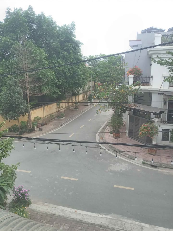 Nhà đẹp Khu đô thị Vĩnh Hà, Hòa Bình 131.9m² giá 4 tỷ - Sẵn sàng vào ở!