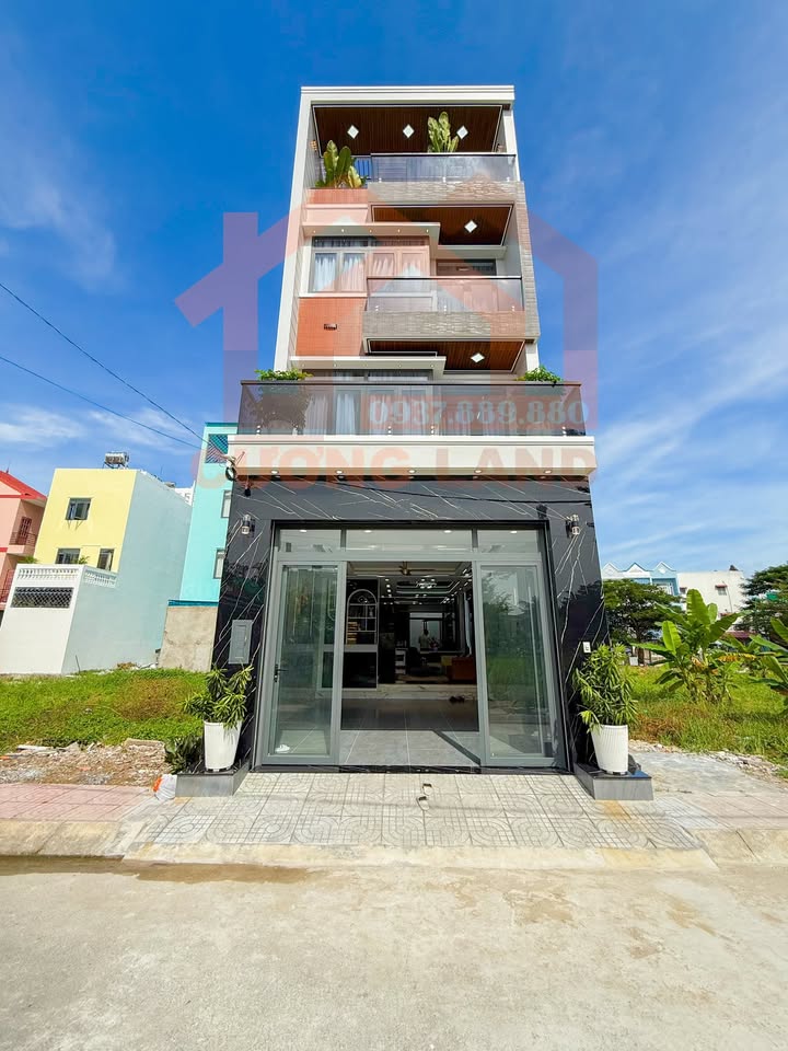 Townhouse Đào Tông Nguyên Nhà Bè 85m² giá 9.8 tỷ - Nội thất cao cấp sang trọng!