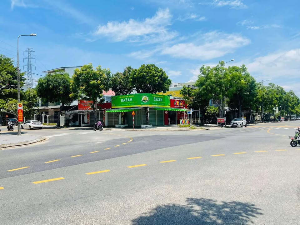 Cho thuê FrontHouse góc ngã 4 Đà Nẵng 29m² giá 9 triệu - Vị trí đắc địa, thu hút khách hàng!