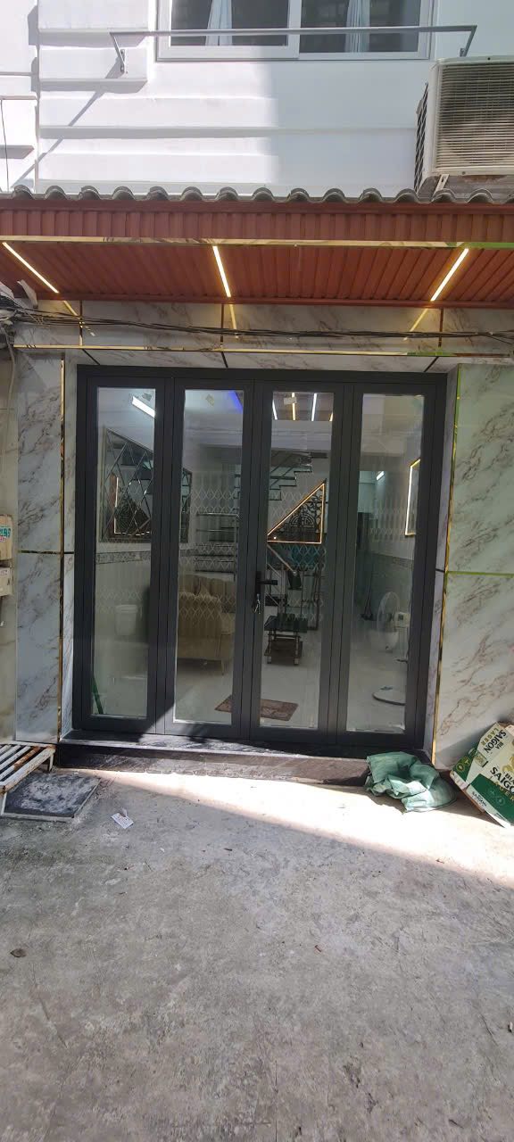 Nhà Phú Xuân, Nhà Bè 30m² giá 2.4 tỷ - Chính chủ, sẵn sàng vào ở!