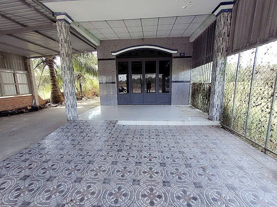 Nhà vườn 288m² tại ấp Nhơn Hòa, Long An - Giá chỉ 2.4 tỷ, cơ hội đầu tư tuyệt vời!