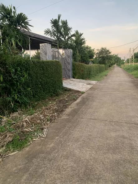 Đất thổ cư xã Cuôrknia, Buôn Đôn 400m² giá 4 tỷ - Cơ hội đầu tư tuyệt vời!