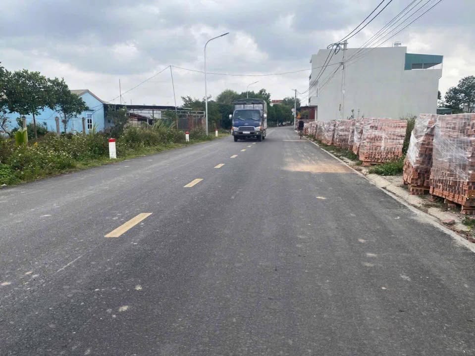 Đất đấu giá Thống Kênh - Gia Lộc 85m² giá chỉ 2.1 tỷ - Cơ hội đầu tư tuyệt vời!