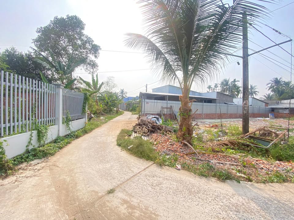 Đất nền góc 2 mặt tiền Cái Răng 400m² giá 2.29 tỷ - Gần chợ Cái Răng!