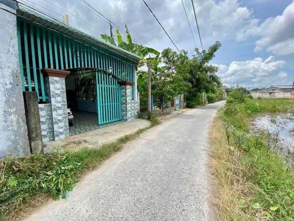 Nhà phố Phước Toàn, Long Hiệp 103m² giá 2.4 tỷ - Sẵn sàng vào ở!