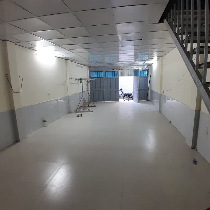 Nhà nguyên căn An Khánh, Hoài Đức 100m² giá 5 triệu - Phù hợp làm văn phòng, kho hoặc ở gia đình!