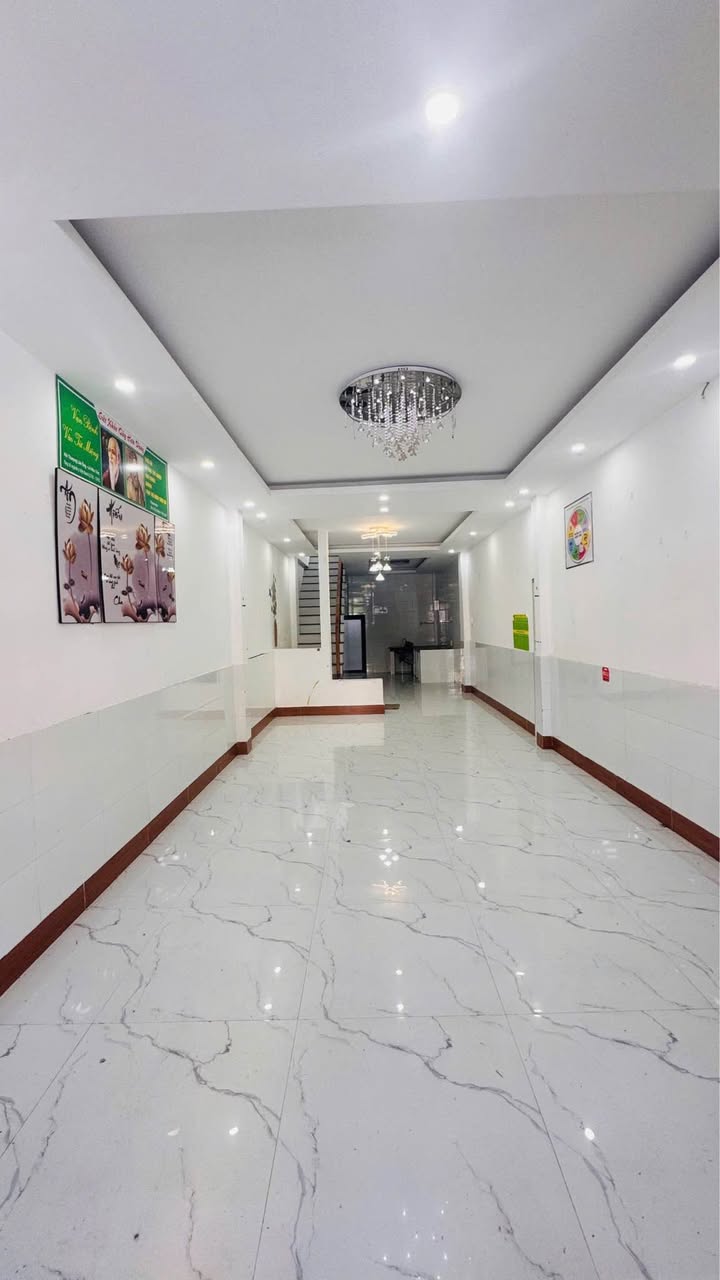 Nhà 1 trệt 1 lầu Tôn Thất Thuyết, Bình Khánh 62m² giá 3.7 tỷ - Thiết kế hiện đại, hỗ trợ vay ngân hàng!