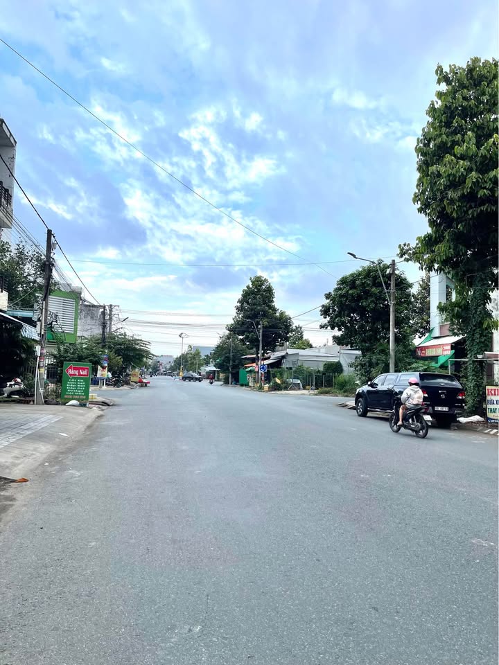 Nhà kho đường Nguyễn Văn Linh, Long Xuyên 120m² giá 4 tỷ - Tiềm năng kinh doanh vượt trội!