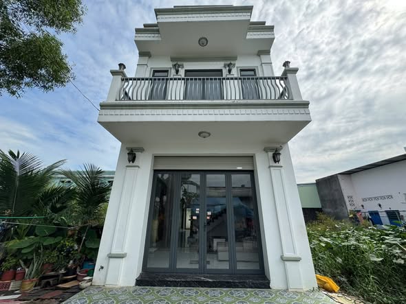 Nhà riêng Long Trạch, Cần Đước 100m² giá 2.45 tỷ - Sổ hồng riêng, thương lượng