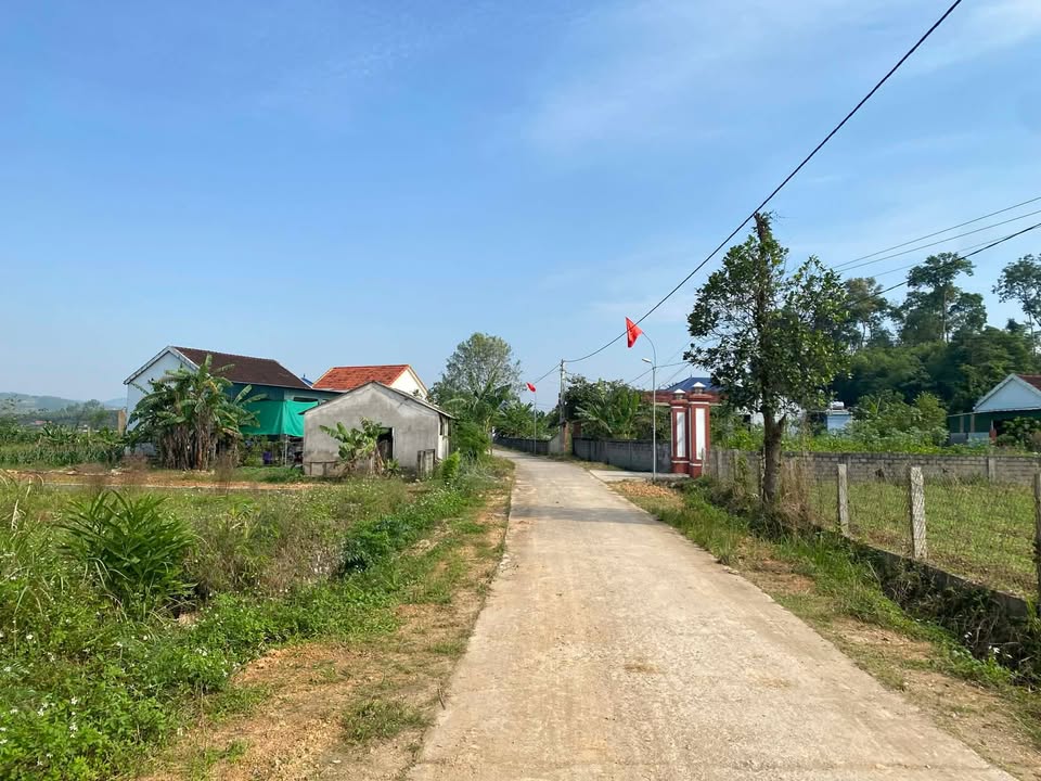 Đất thổ cư Hùng Thành 150m² giá 600 triệu - Vị trí đắc địa gần trường học!