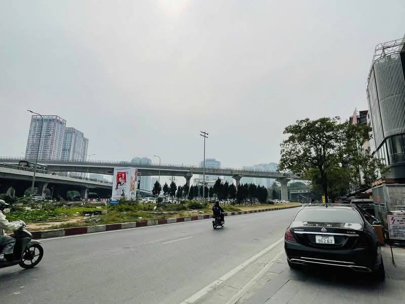 Nhà mặt phố Hồ Tùng Mậu, Cầu Giấy 60m² giá 34 tỷ - Đầu tư sinh lời ngay!