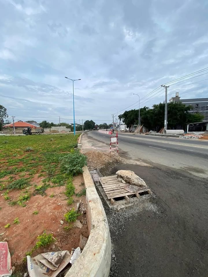 Đất nền Long Hải 90m² giá 2.2 tỷ - Vị trí đắc địa, cơ hội đầu tư tuyệt vời!