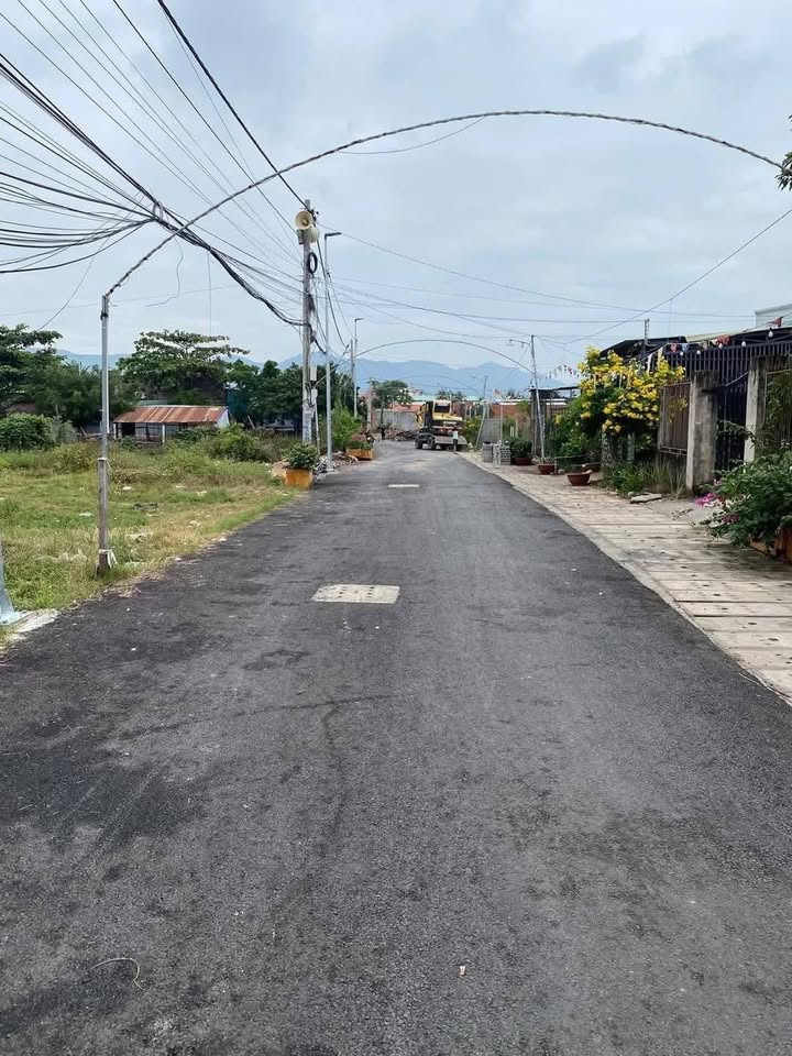 Đất thổ cư 100% tại Long Hải 248m² giá 2 tỷ - Khu dân cư hiện hữu!