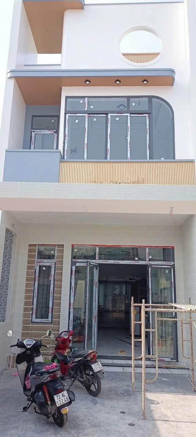 Nhà 1 Lầu 1 Trệt Phước Tỉnh Long Điền 95m² giá 2.75 tỷ - Sẵn sàng vào ở ngay!