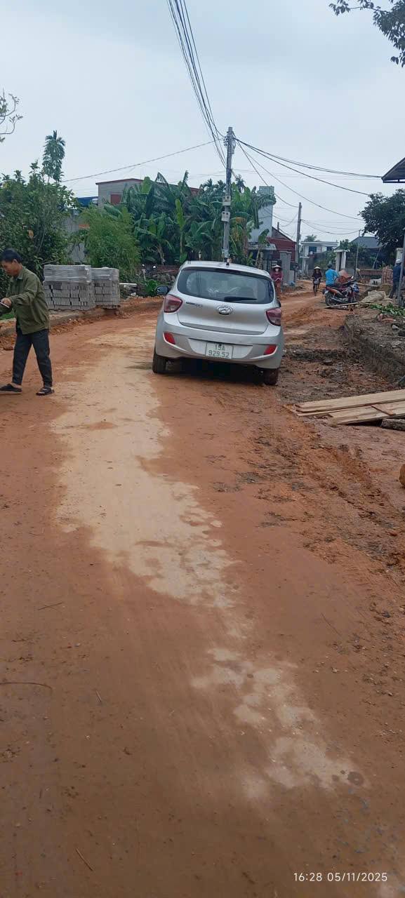 Đất mặt đường trục thôn Phủ Niệm, Thái Sơn 94m² giá 1 tỷ - Đầy đủ tiện ích xung quanh!