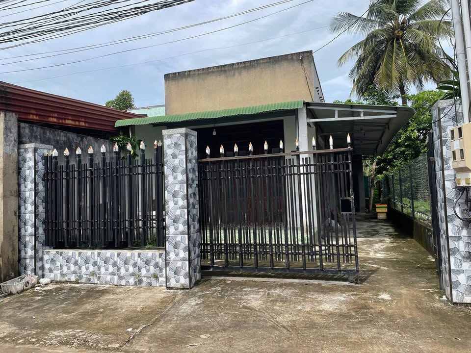 Bán nhà Tân Phú, Đồng Nai 280m² giá 2.95 tỷ - An ninh tốt, khu dân cư thân thiện!