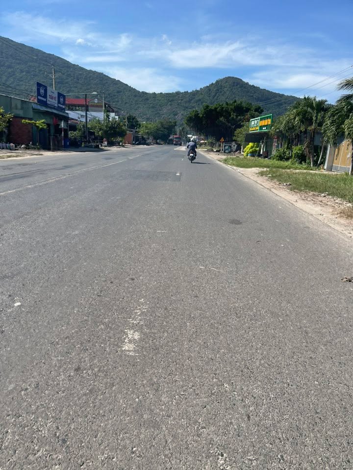 Đất nền Tân Hưng Tân Châu 350m² giá 580 triệu - Đầu tư sinh lời hấp dẫn!