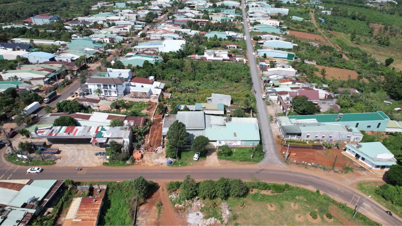 Kho xưởng 2 mặt tiền đường Cao Bằng, 1000m² giá chỉ 230 triệu - Cơ hội đầu tư vàng!