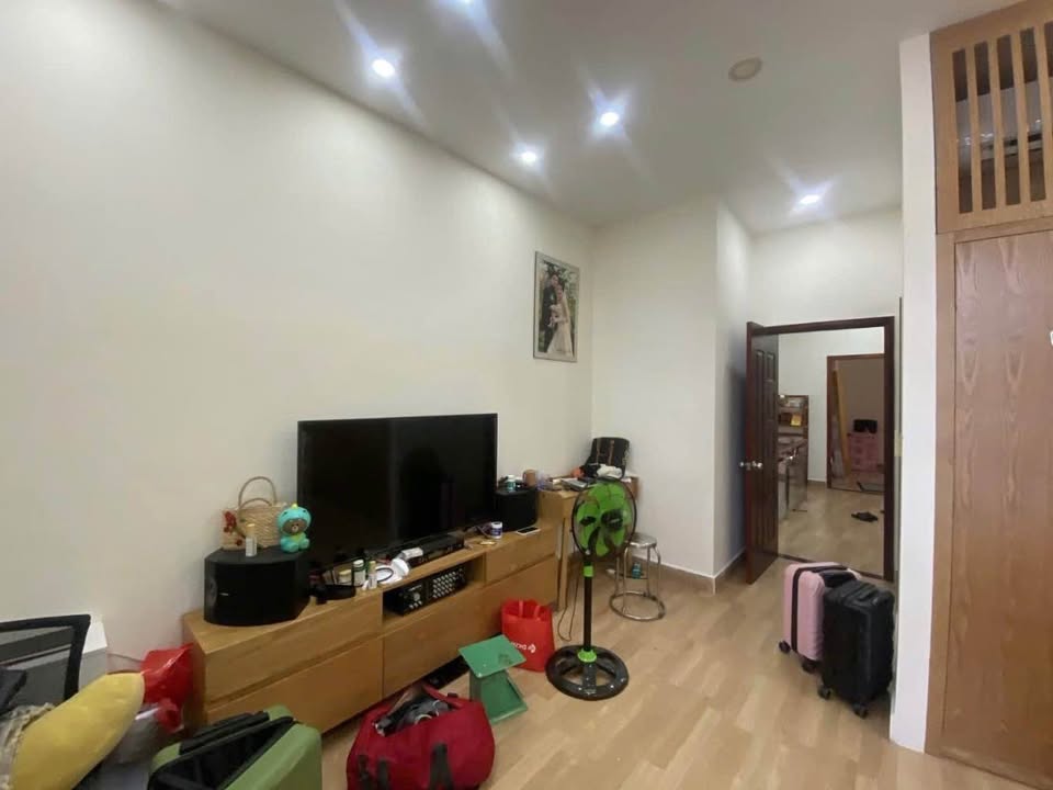 Nhà đẹp hẻm xe hơi Bình Chiểu, Thủ Đức 100m² giá chỉ 6.15 tỷ - Sổ hồng riêng, pháp lý chuẩn!