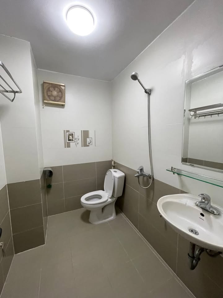 Nhà cho thuê tại Ô Chợ Dừa, Đống Đa - Diện tích 45m², giá thỏa thuận!