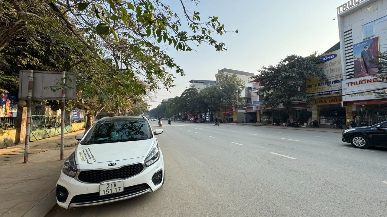 Đất mặt phố Đinh Tiên Hoàng Yên Bái 115m² giá chỉ 8 tỷ - Đầu tư sinh lời nhanh!