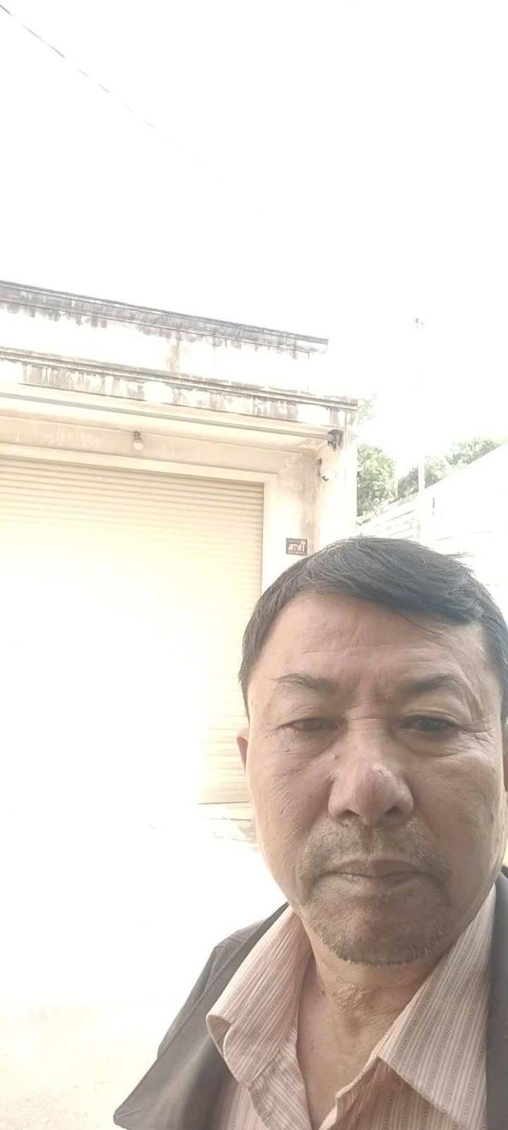 Đất Tặng Nhà Cấp 4 Hóc Môn 87m² giá 4.2 tỷ - Tiện kinh doanh ngay!