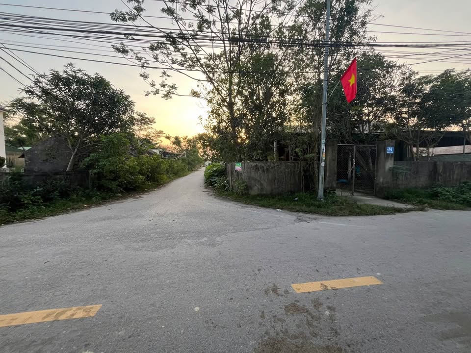 Đất lô góc 3 mặt tiền tại 74 Hoàng Tá Thốn, Hưng Lộc, Nghệ An - Kinh doanh đắc địa!