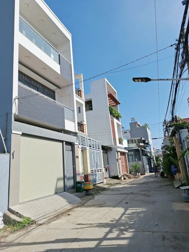 Đất nền Hiệp Bình Phước 155m² giá 6.1 tỷ - Tiện xây biệt thự, CHDV