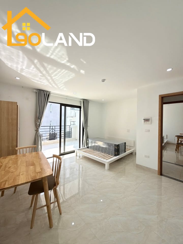 Phòng studio cho thuê Ngõ 466 Đê La Thành 18m² - Nội thất đầy đủ, ô tô đỗ cửa!