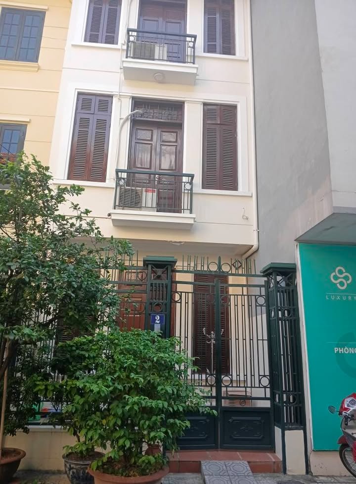 Nhà phố Chùa Quỳnh, Thanh Nhàn 45m² giá 8 tỷ - Nhà đẹp, ô tô vào tận nơi!