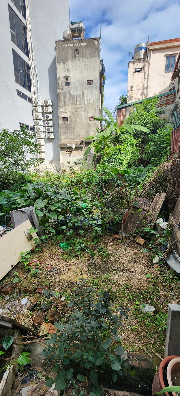 Đất thổ cư Đông Ngạc 50m² giá 7 tỷ - Tiện ích đầy đủ, giao thông thuận lợi!