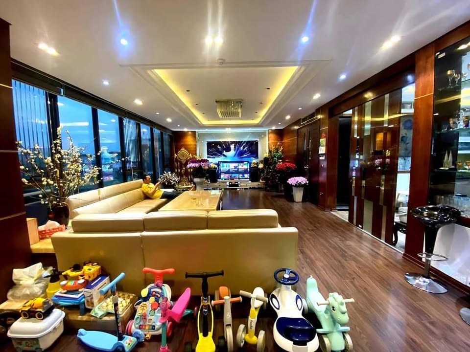 Bán lô góc FrontHouse mặt đường Tố Hữu 105m² giá 59.9 tỷ - Cơ hội đầu tư tuyệt vời!