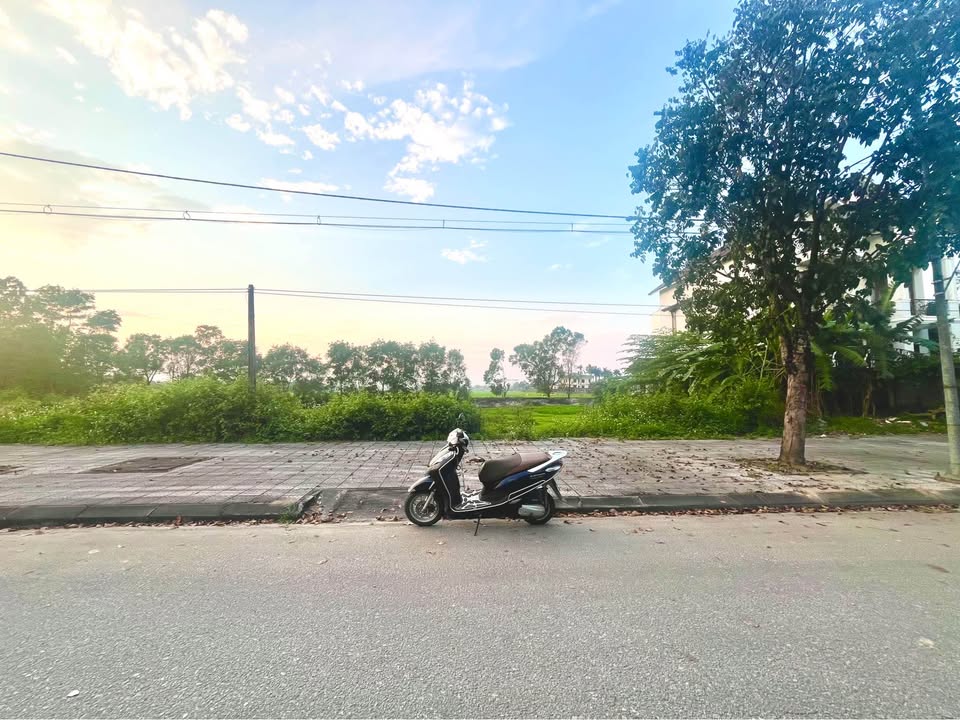 Đất nền Kim Trà, Tứ Hạ 200m² giá 2 tỷ - Cơ hội đầu tư không thể bỏ lỡ!